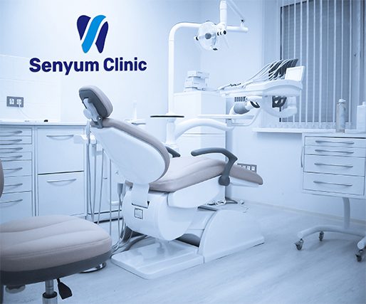 Ordinace Senyum clinic se zubním křeslem